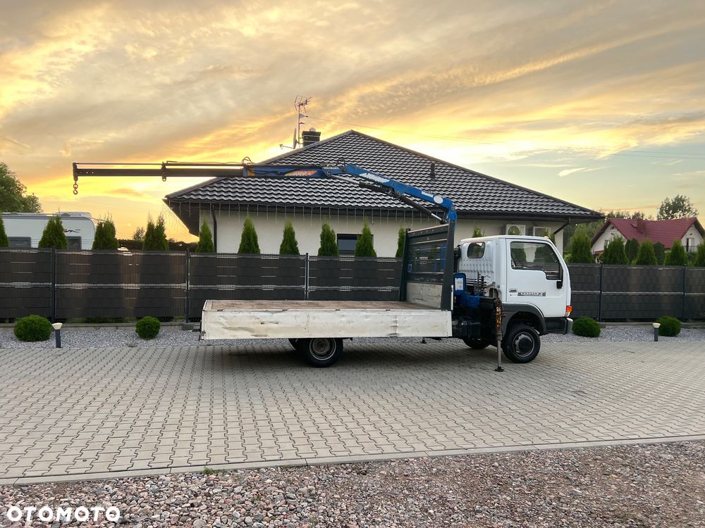 Nissan CABSTAR - 32