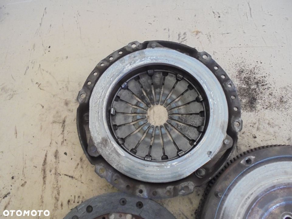 Sprzeglo Kolo sztywne tarcza docisk Ford Focus MK1 1,8 TDDi - 3