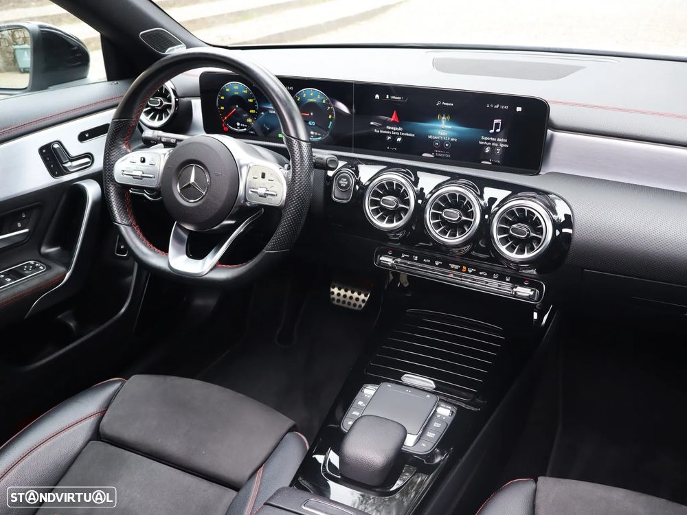 Mercedes-Benz CLA 250 e Shooting Brake AMG Line - 44