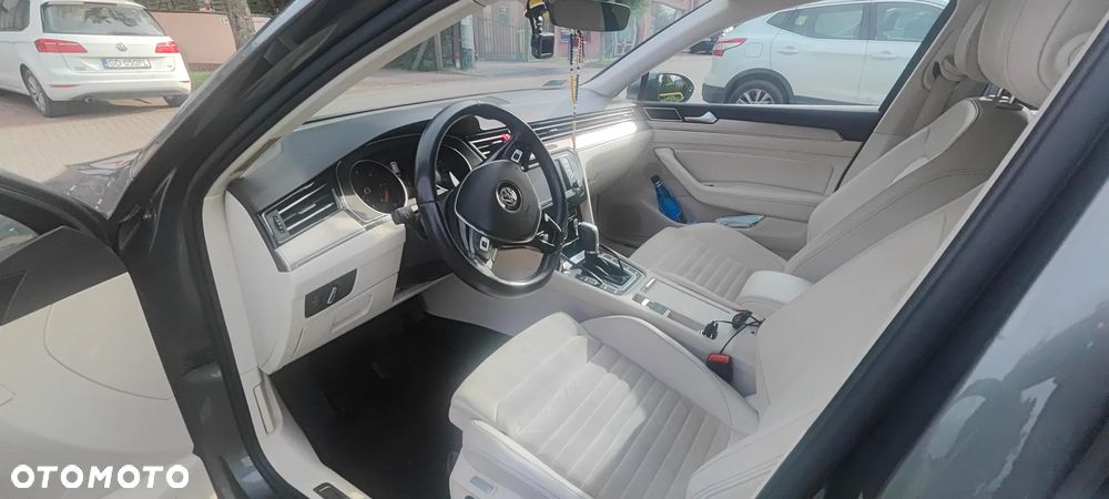 Volkswagen Passat 2.0 TDI BMT Highline DSG - 10