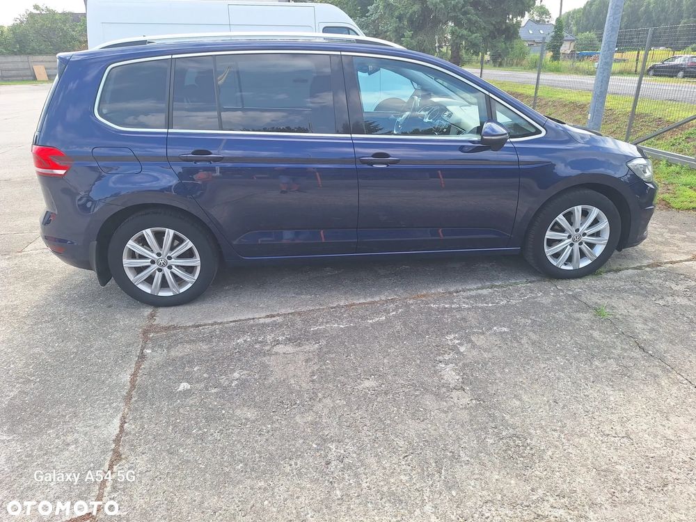 Volkswagen Touran - 3