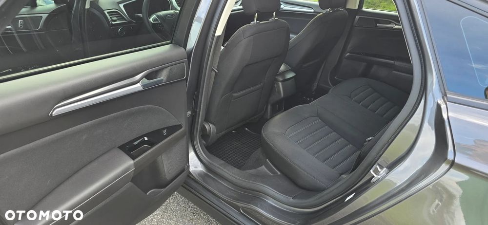 Ford Mondeo 1.5 EcoBoost Trend - 18