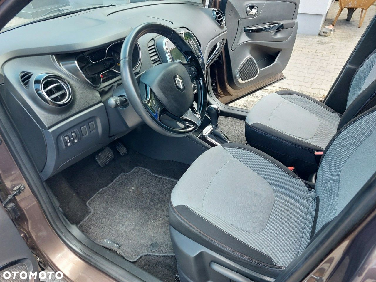 Renault Captur - 9