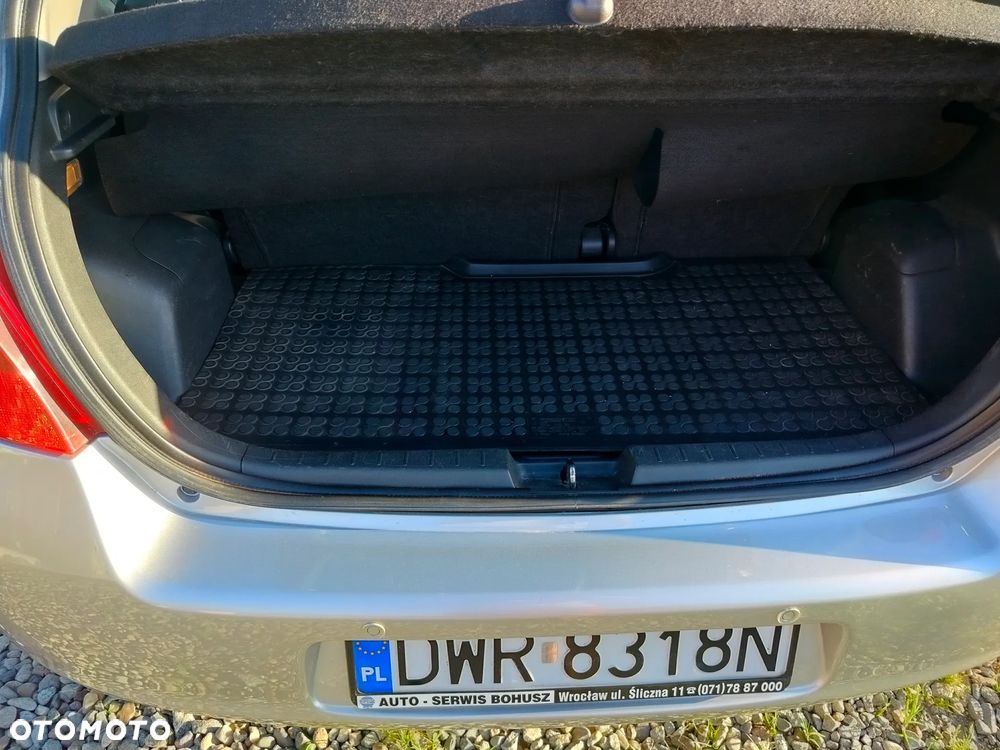 Toyota Yaris 1.0 VVT-i - 4