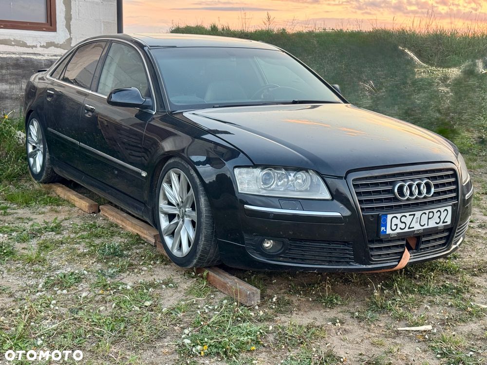 Audi A8 4.2 Quattro Langversion - 1
