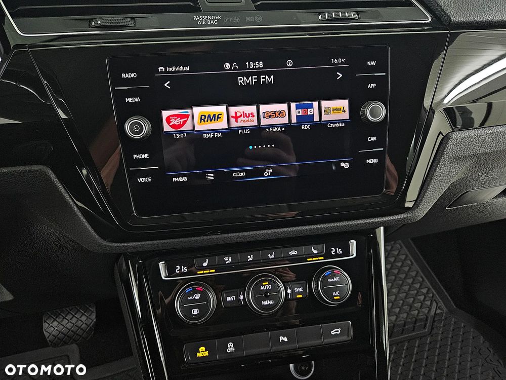 Volkswagen Touran 1.5 TSI EVO Highline DSG - 28