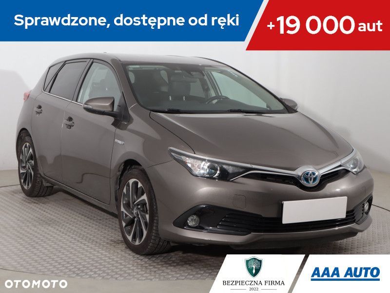 Toyota Auris - 1