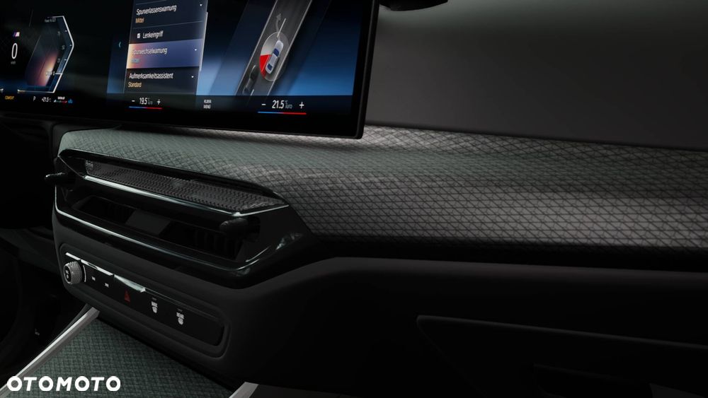 BMW Seria 3 318i M Sport - 12