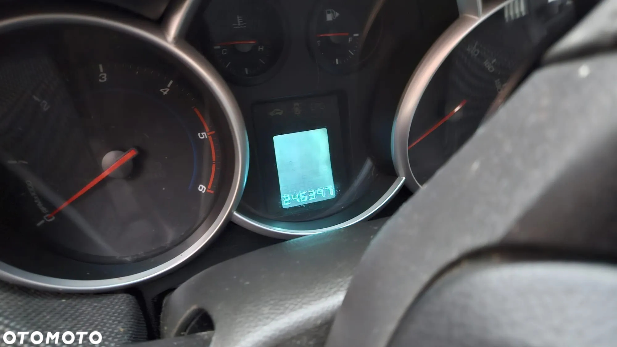 Chevrolet Cruze - 8