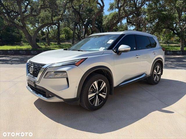 Nissan Rogue - 1