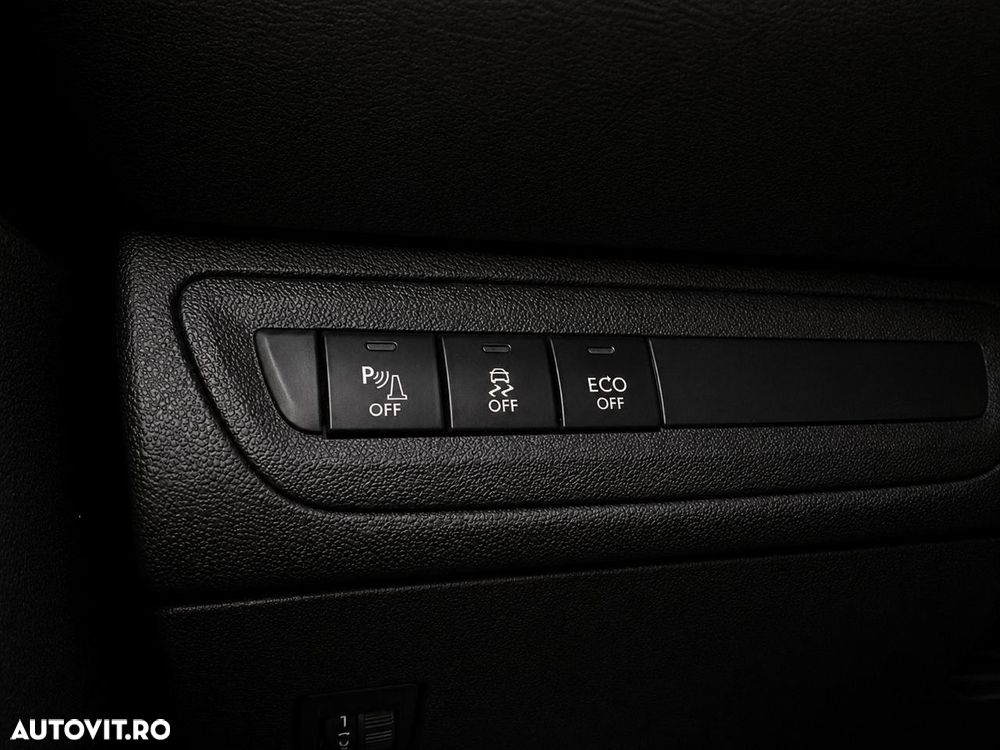 Peugeot 208 1.2 L PureTech ETG Allure - 11