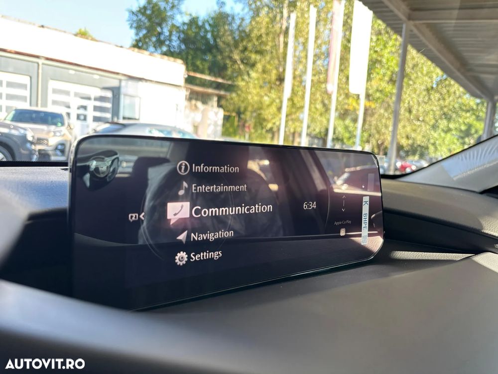 Mazda 3 e-Skyactiv X186 AT MHEV Exclusive-Line - 16