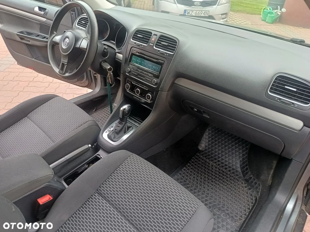 Volkswagen Golf - 16
