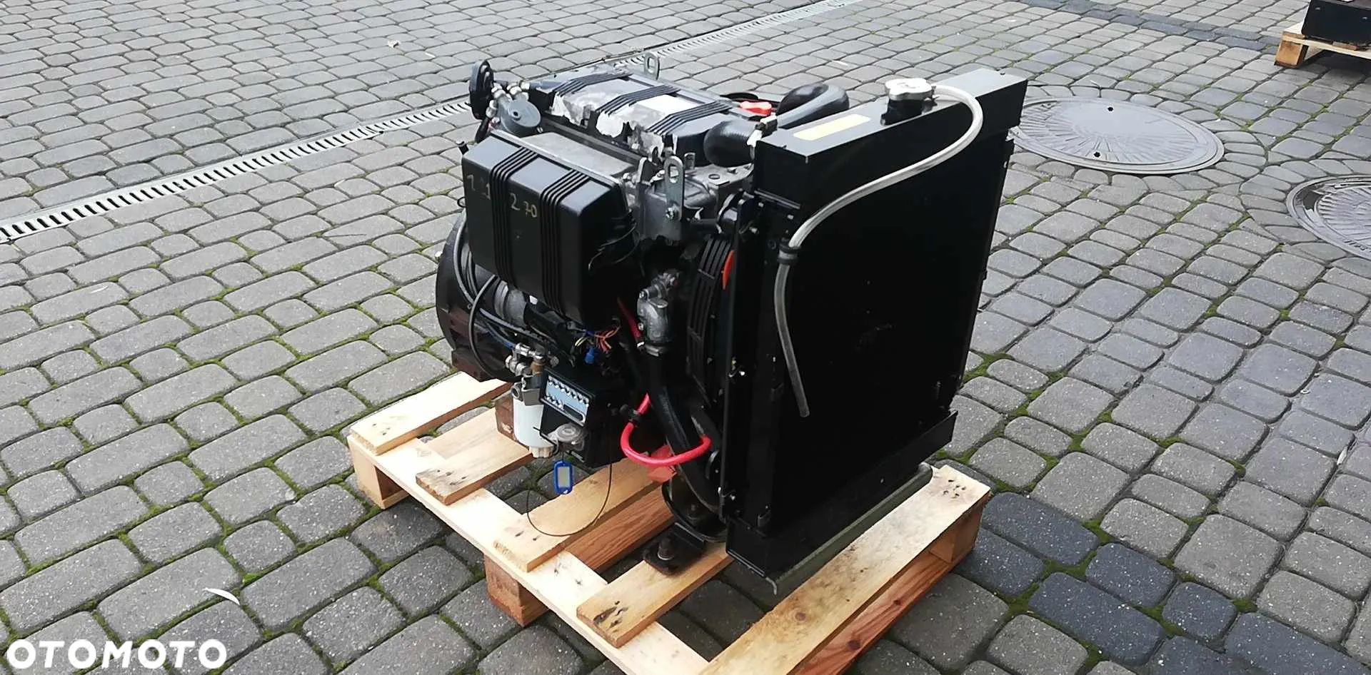 SILNIK FOCS LOMBARDINI LDW 1003 20 kW STACYJKA 11500 zł netto - 1