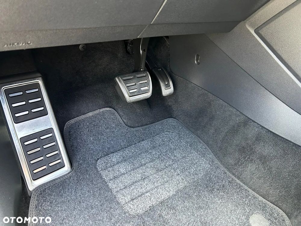 Volkswagen Tiguan - 30