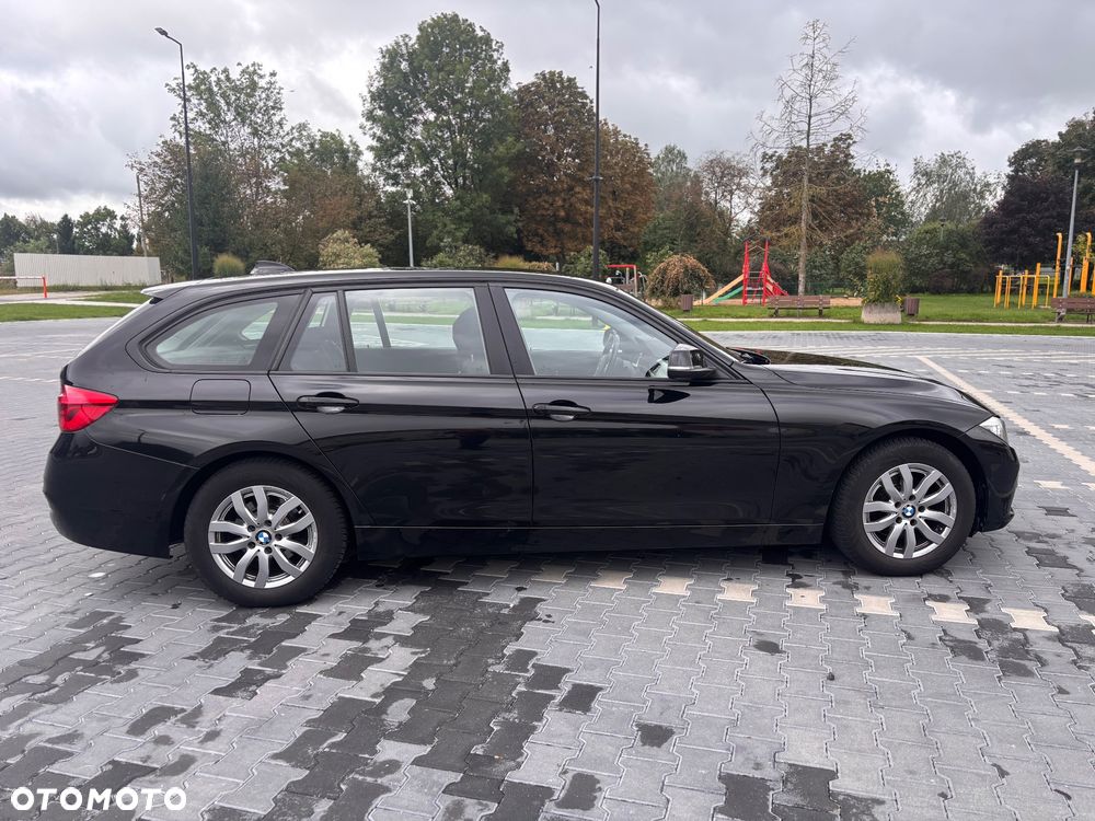 BMW Seria 3 318i Luxury Line - 7