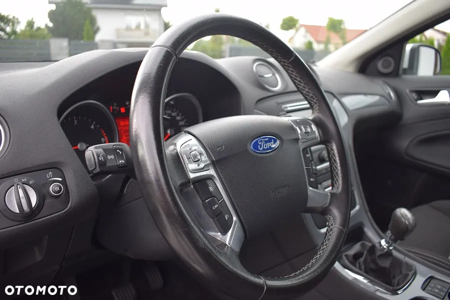 Ford Mondeo Turnier 2.0 TDCi Ambiente - 18