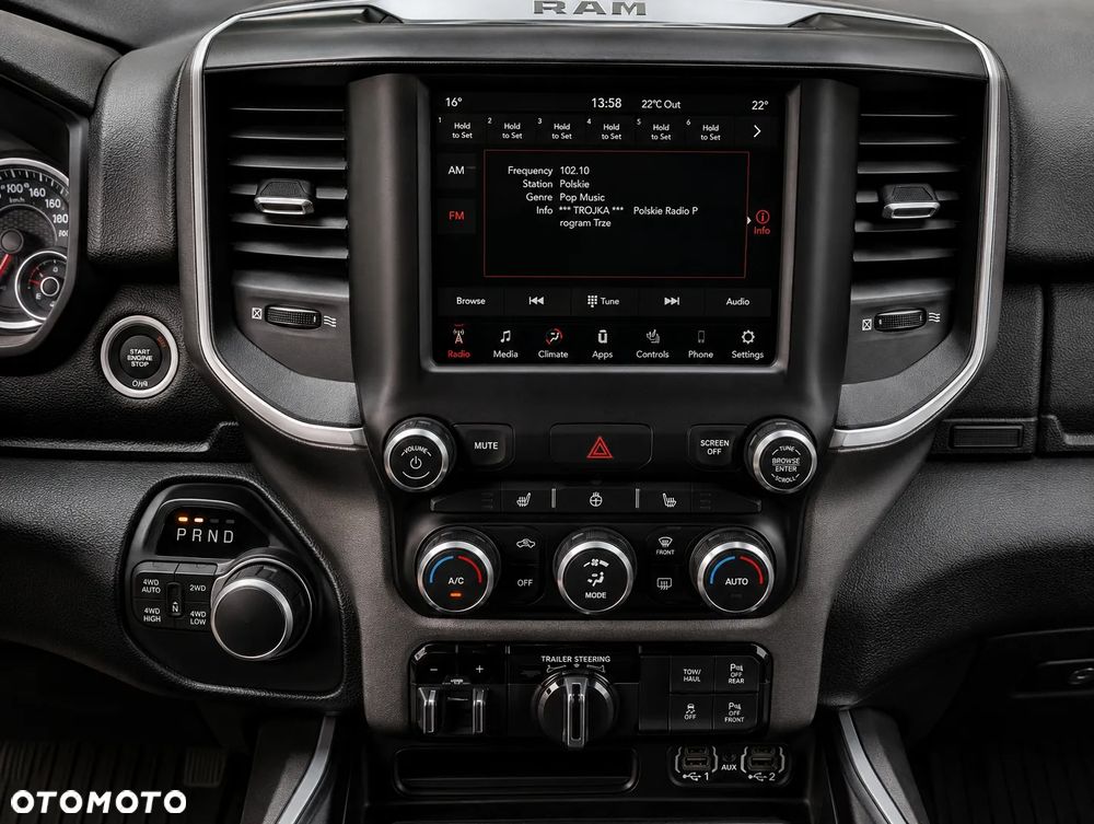 RAM 1500 Quad Cab Laramie - 21