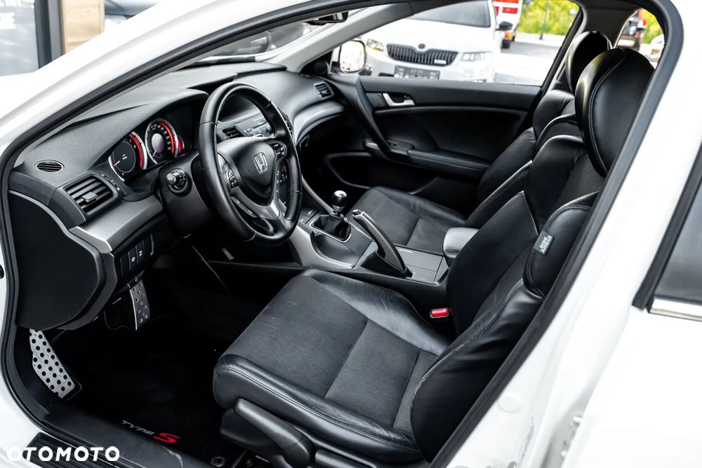Honda Accord 2.4 TypeS - 18