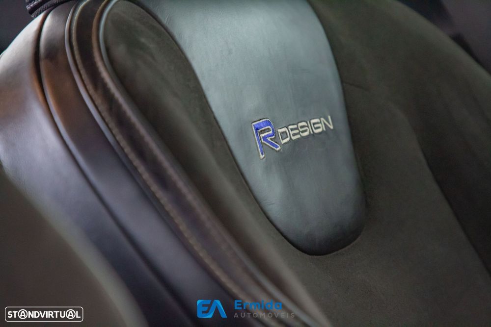 Volvo V40 1.6 D2 R-Design - 33