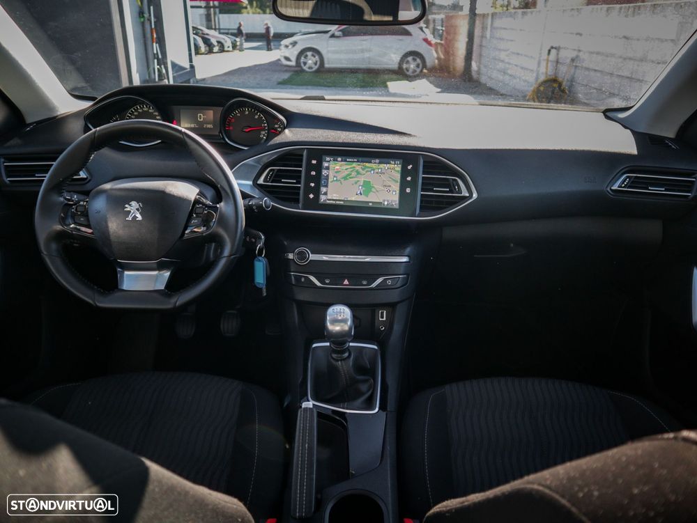 Peugeot 308 SW 1.6 BlueHDi Allure - 24