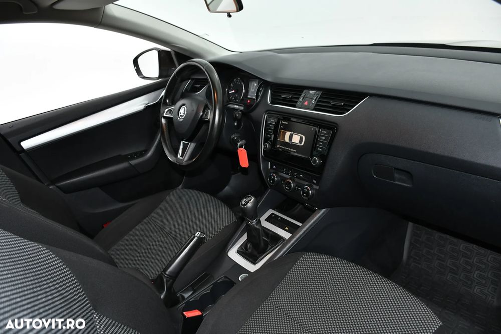 Skoda Octavia - 6