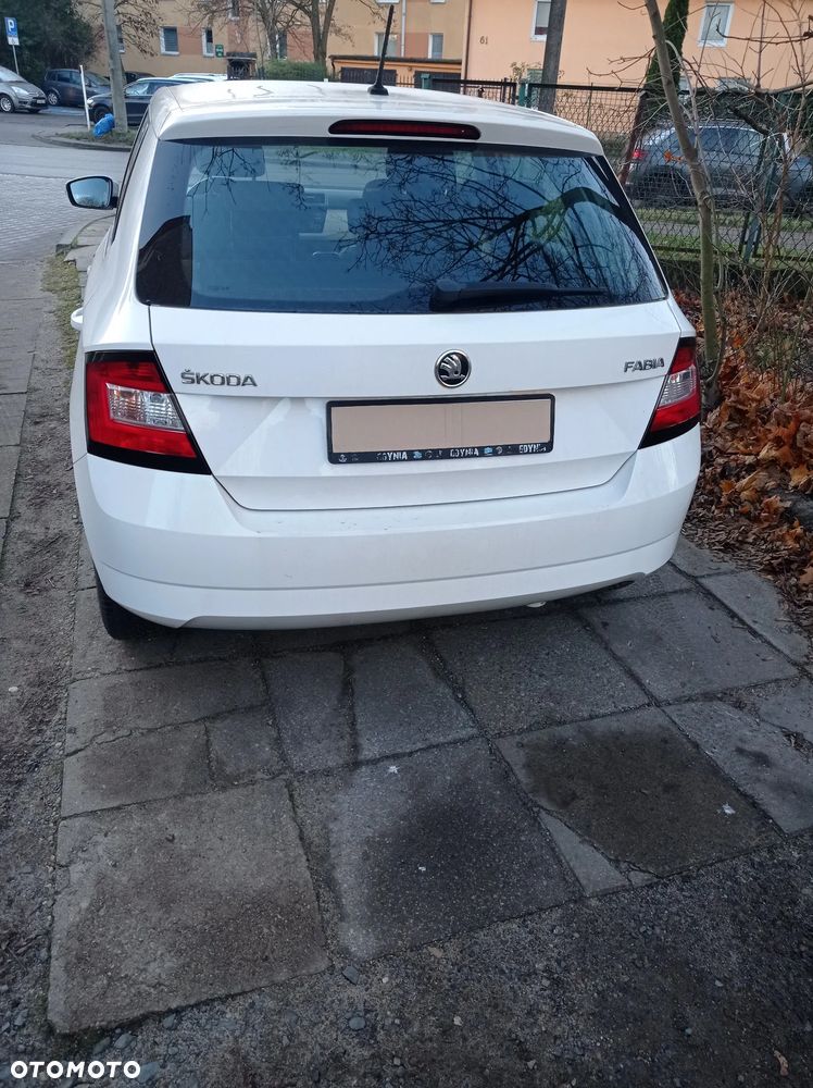 Skoda Fabia 1.2 TSI Ambition - 2
