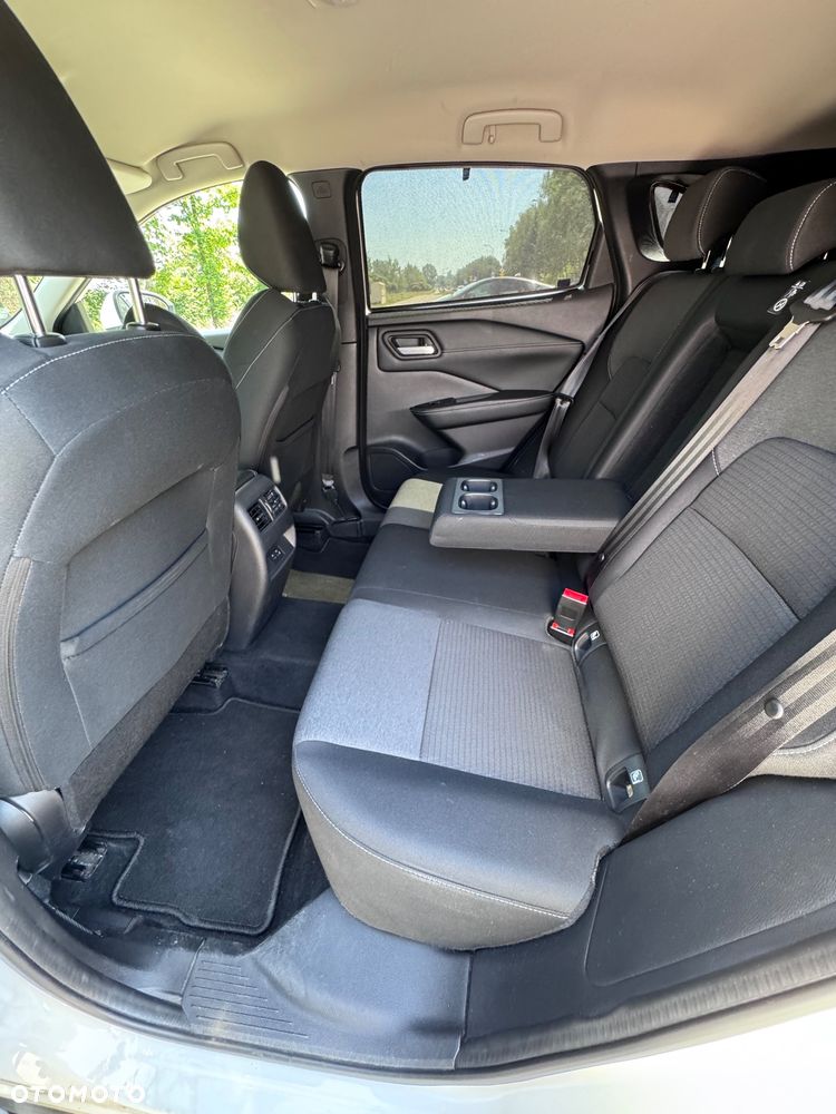 Nissan Qashqai 1.3 DIG-T MHEV N-Connecta Xtronic - 6