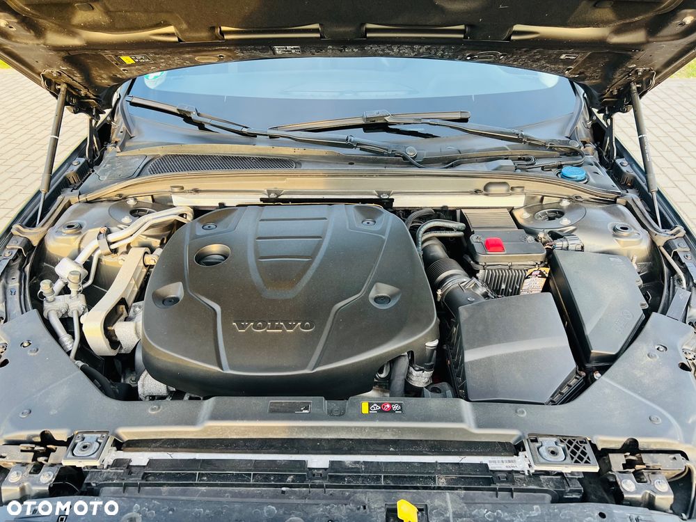 Volvo V60 D3 Momentum Pro - 12