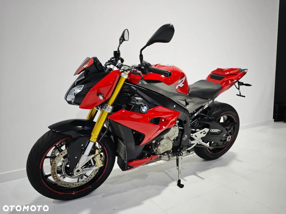BMW S - 3