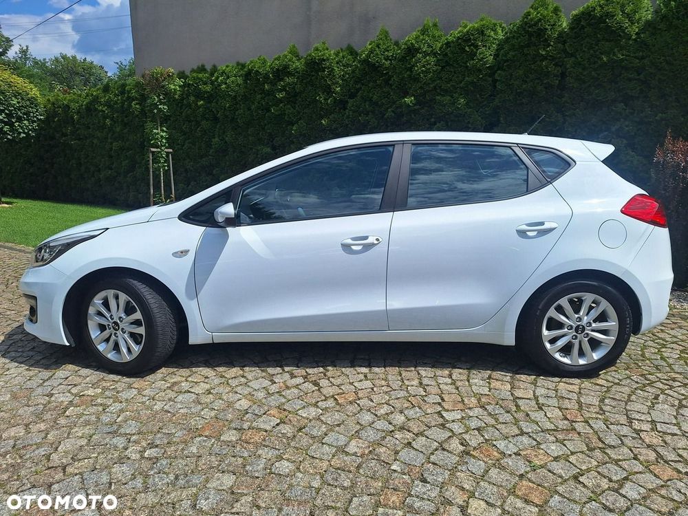 Kia Ceed - 7