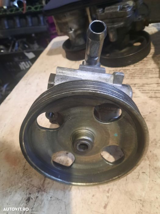 pompa servodirecție citroen c5 1.6hdi peugeot 307 407 1.6 hdi cod 96 - 2