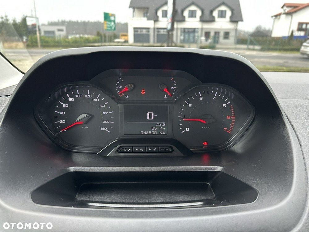 Peugeot Partner - 17