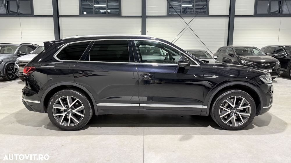 Volkswagen Touareg 3.0 V6 e-Hybrid 4Motion Aut. Atmosphere - 16