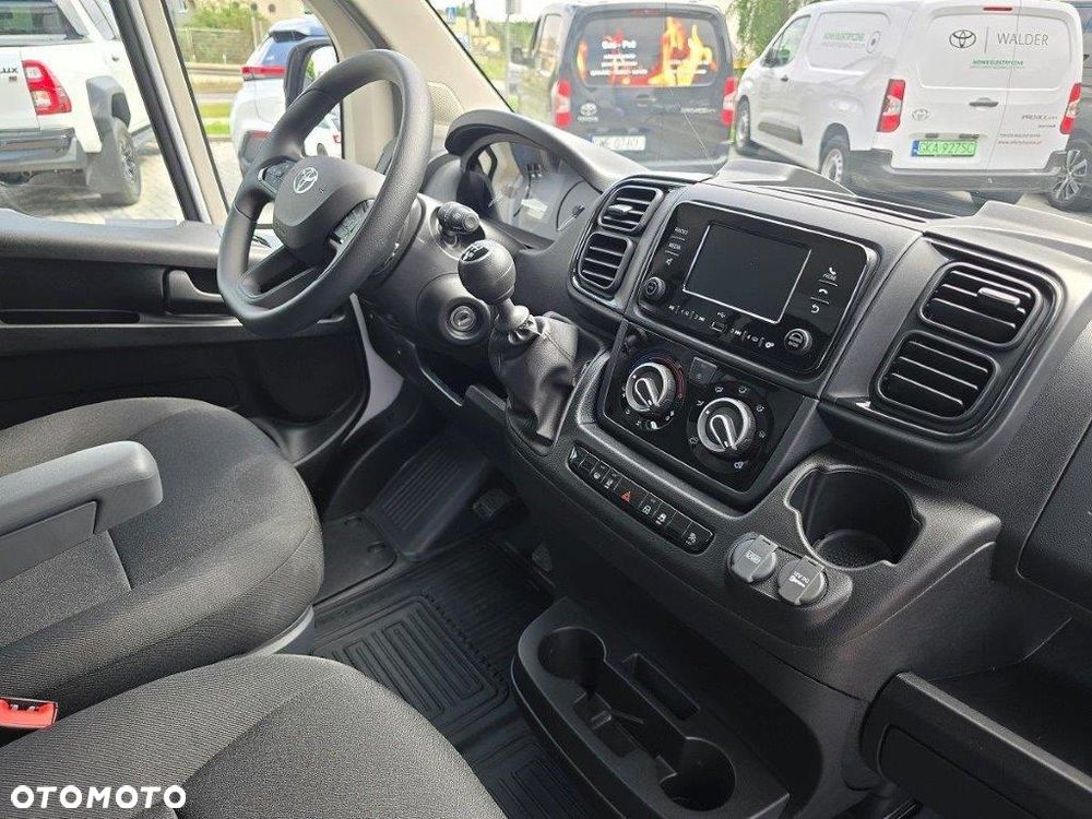 Toyota Proace MAX - 14