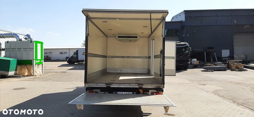 Renault D35 * KONTENER CHŁODNIA * WINDA * 3,5 DMC * 1440 km PRZEBIEGU * 12 PALET - 9