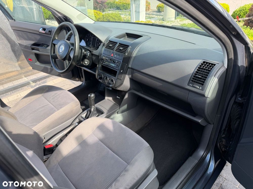 Volkswagen Polo - 5