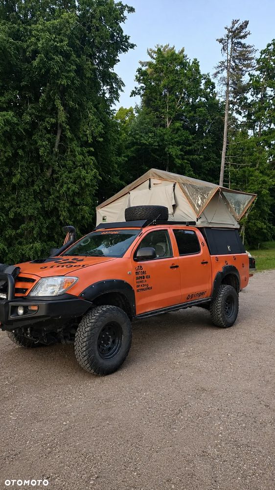 Toyota Hilux 2.5 D-4D DLX + - 2