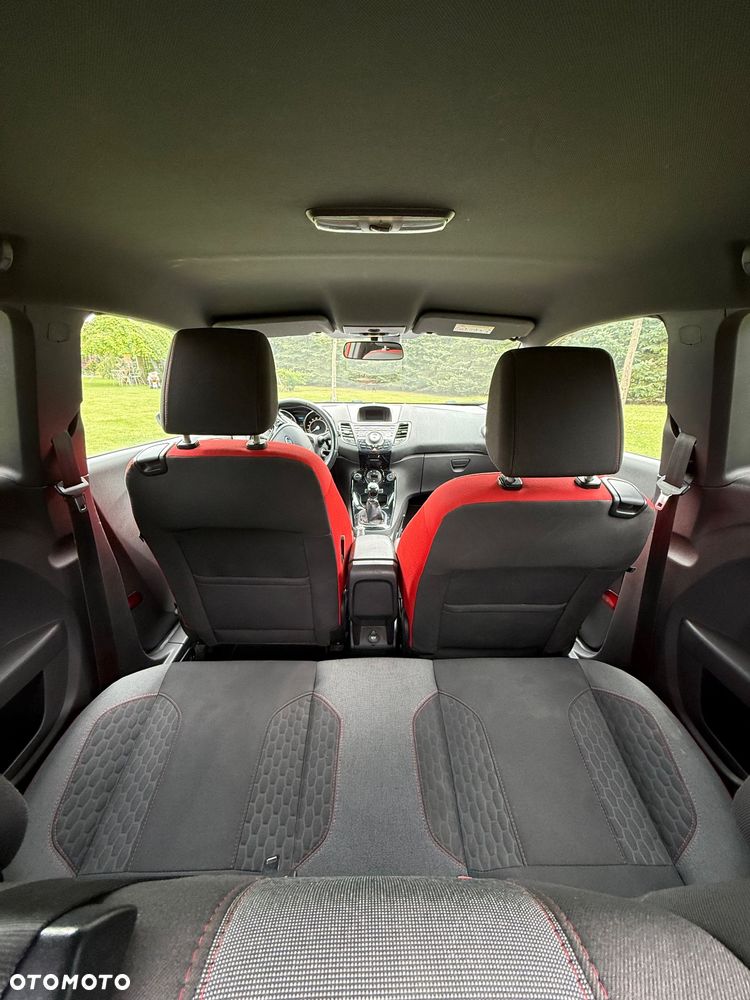 Ford Fiesta - 11
