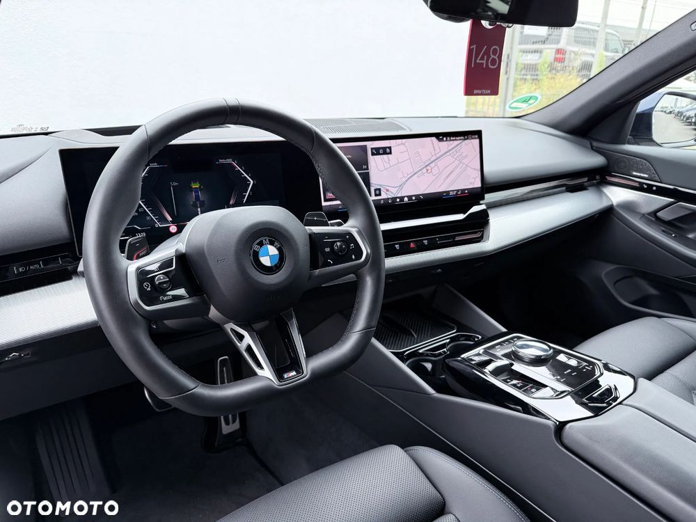 BMW Seria 5 520d xDrive - 27