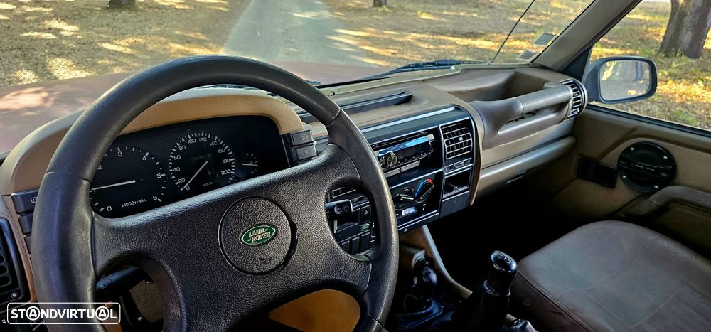 Land Rover Discovery 2.5 TDi - 19