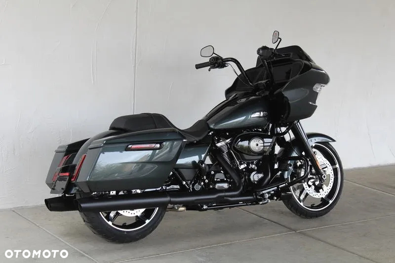 Harley-Davidson Touring Road Glide - 3
