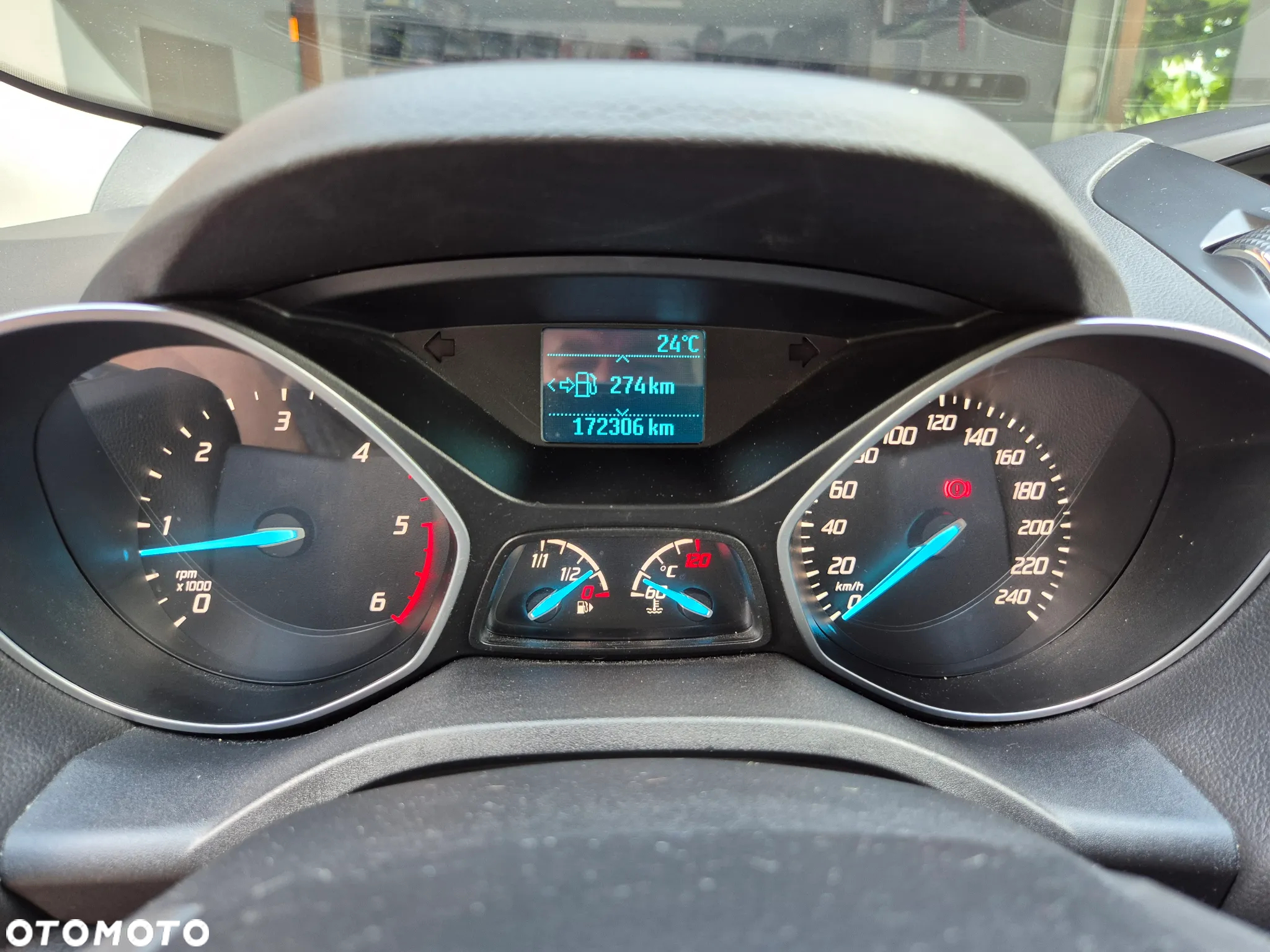 Ford Kuga - 14