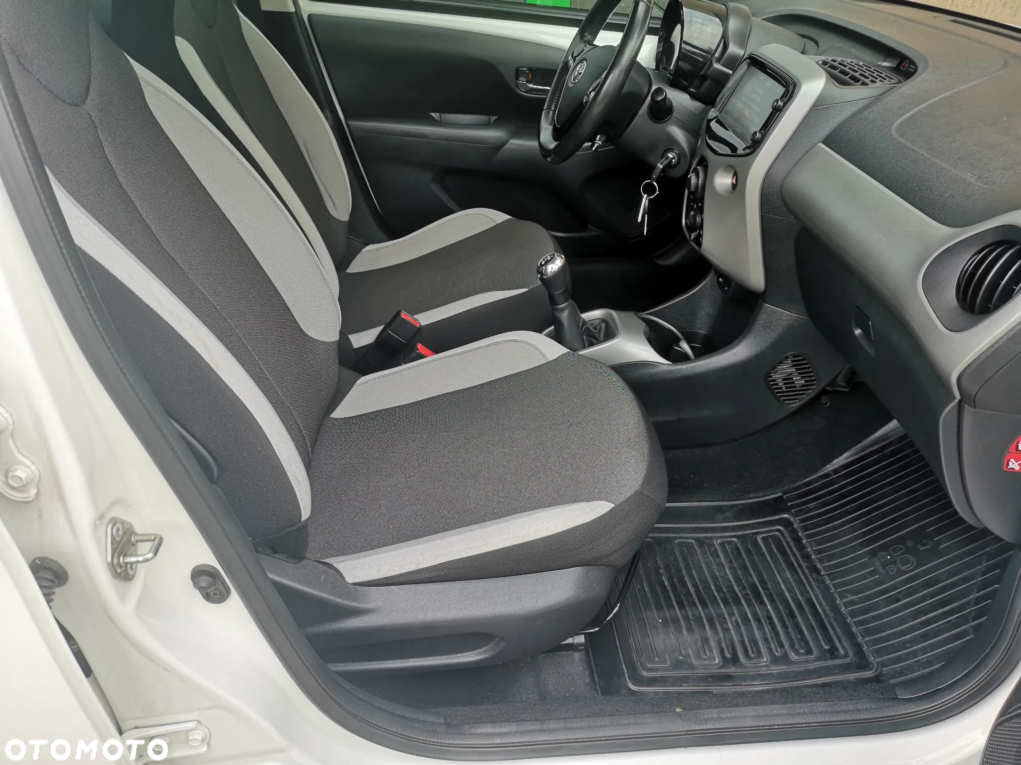Toyota Aygo 1.0 VVT-i Sprint EU6 - 16