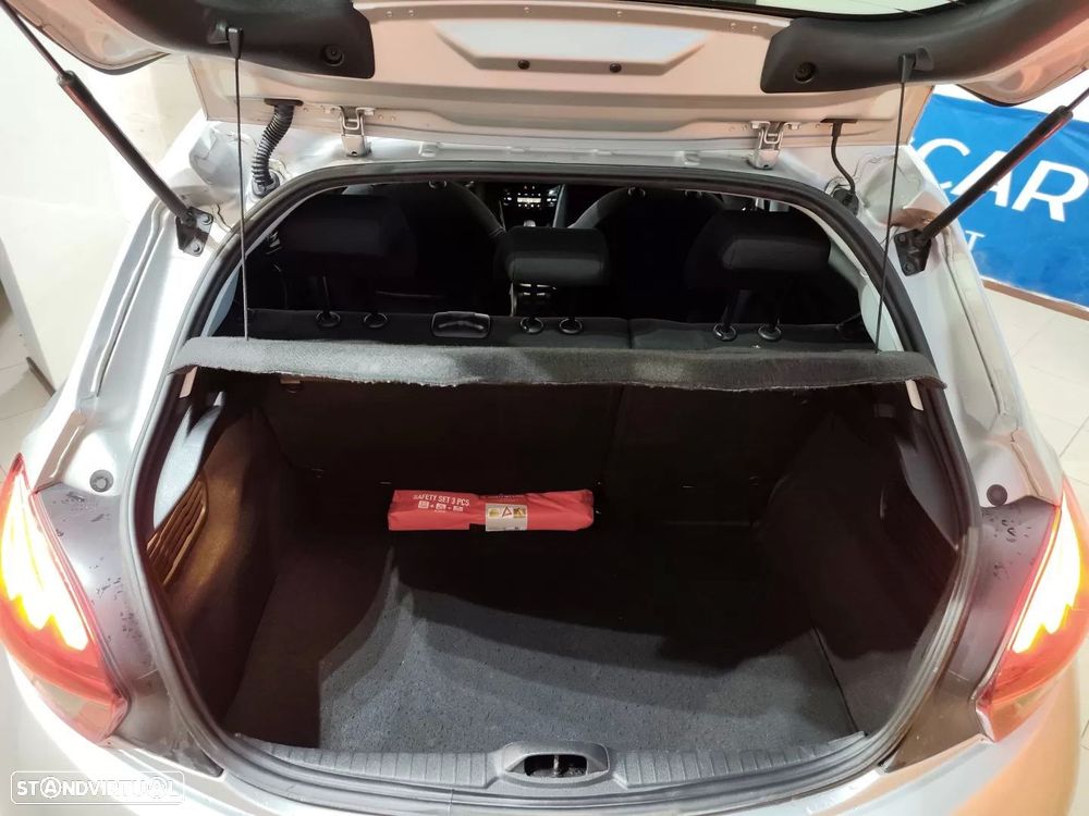 Peugeot 208 1.2 PureTech Allure - 23