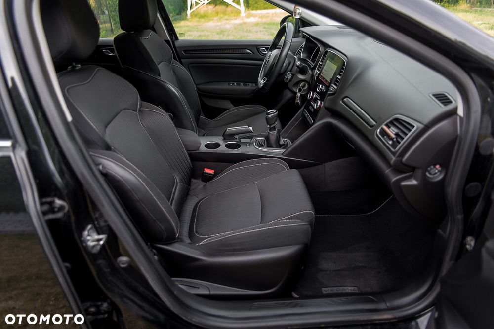 Renault Megane 1.2 Energy TCe Intens - 17