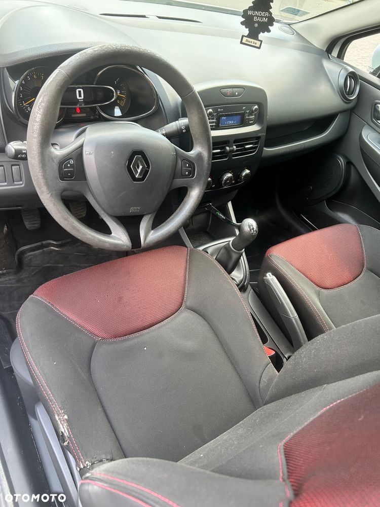 Renault Clio 1.2 16V Life - 10