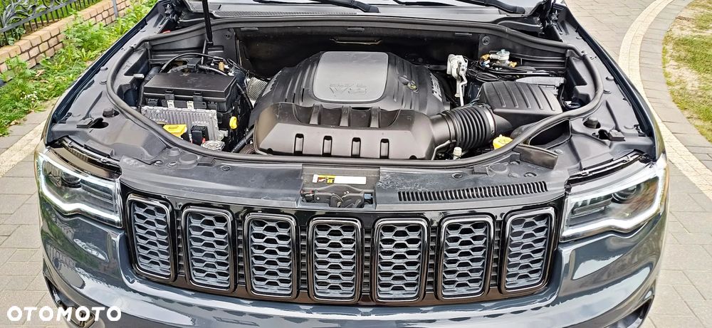 Jeep Grand Cherokee - 31