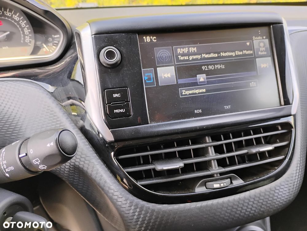 Peugeot 208 1.2 VTi Style - 10