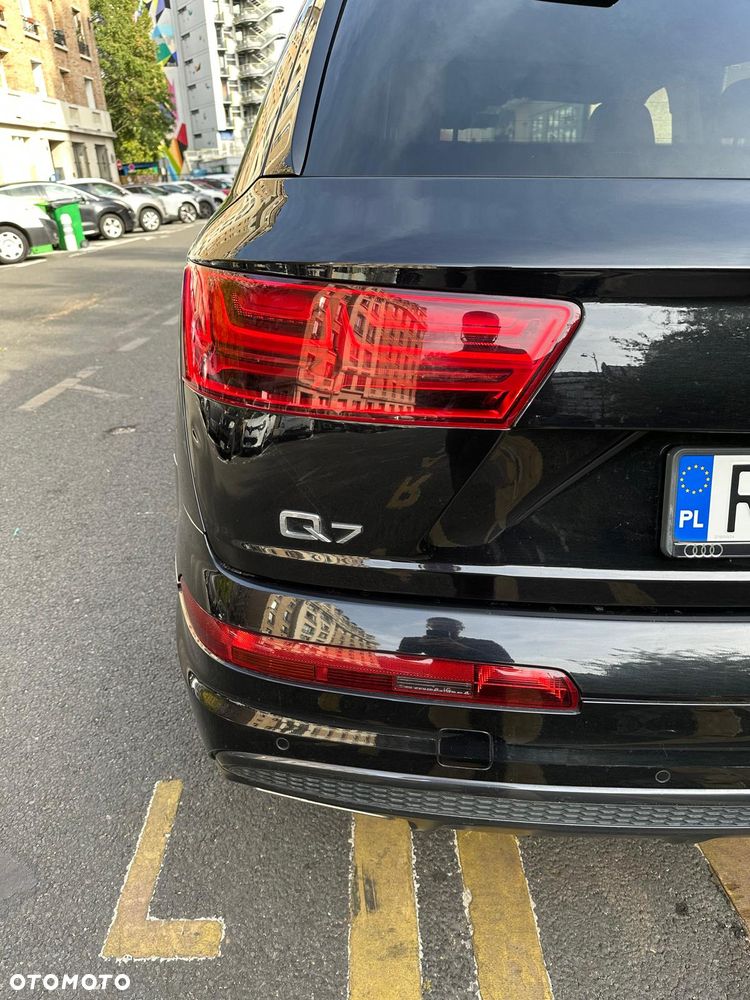 Audi Q7 - 10